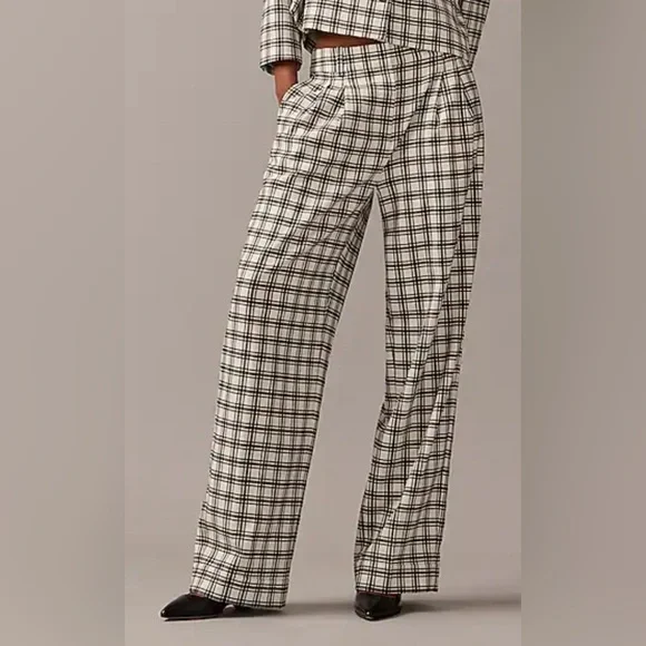 NWT JCrew Collection wide-leg essential pant in plaid Italian city wool blend - Picture 3 of 9